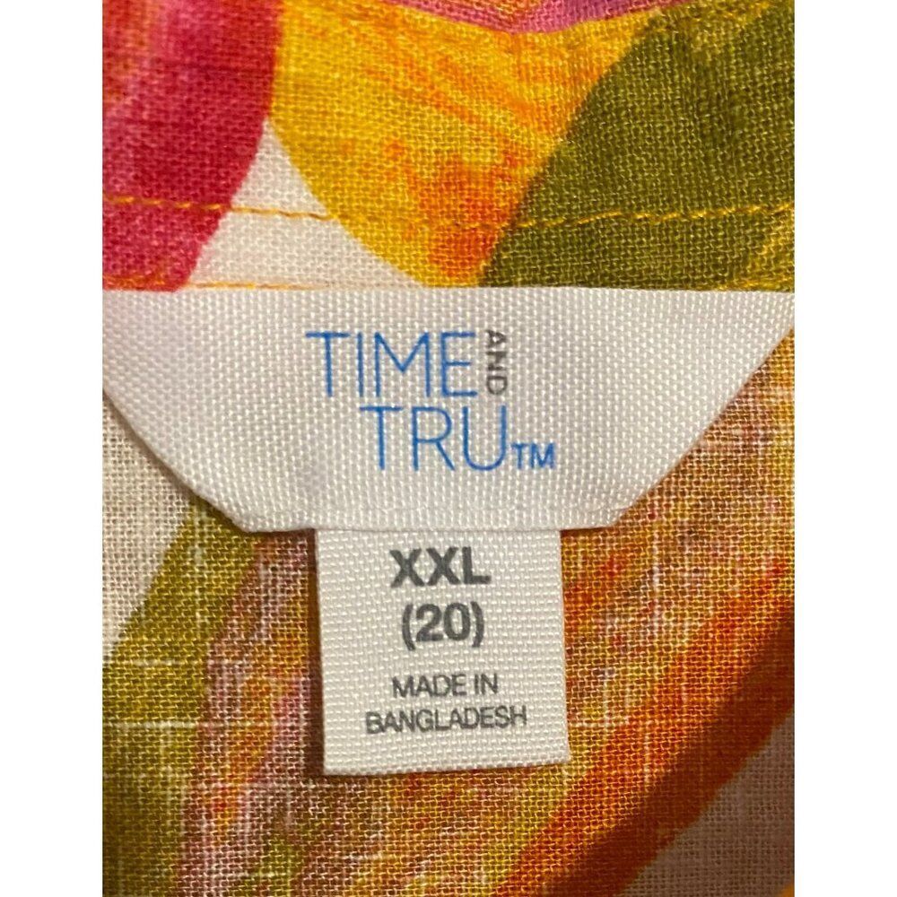 Time And Tru Shirt Women XXL Multicolor Button Up Top Leaf Floral Casual NWOT - Picture 3 of 14